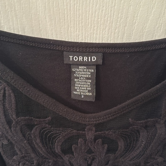 TORRID TANK - Picture 3 of 4